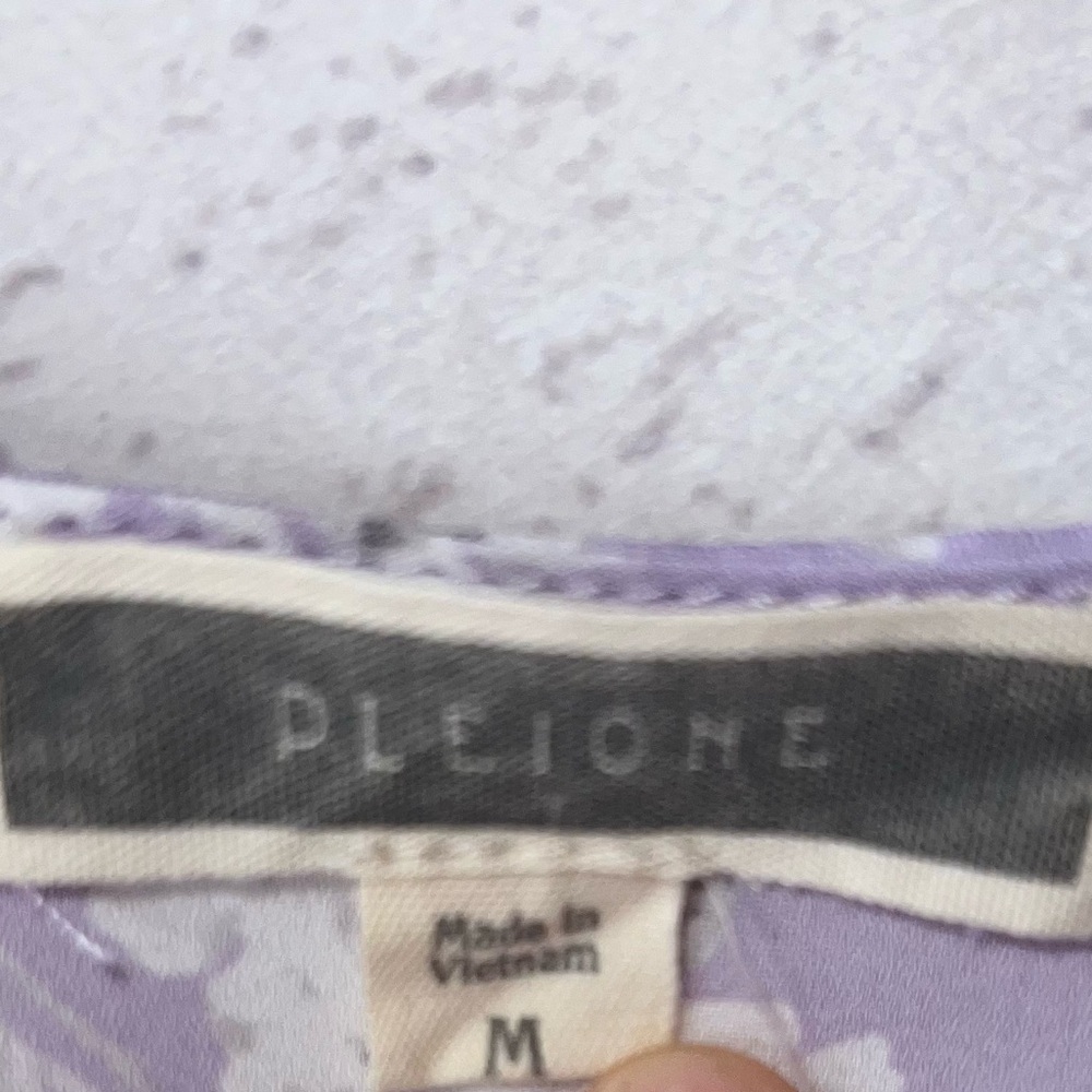 Pleione Anthropologie Sleeveless Baby Doll Purple Floral Blouse Size Medium - Picture 4 of 5